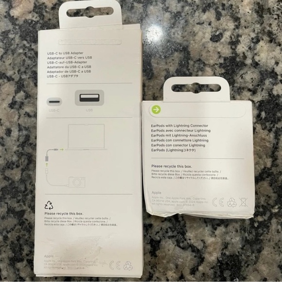 Apple USB-C to USB Adapter and EarPods with Lightning Connector - Picture 2 of 2